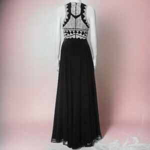 Parker Black White Beaded Maxi Gown Formal Evening Dress Women’s Size 0